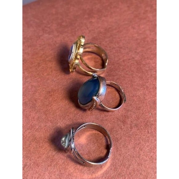 Fun rings, various sizes and design. - Picture 7 of 7